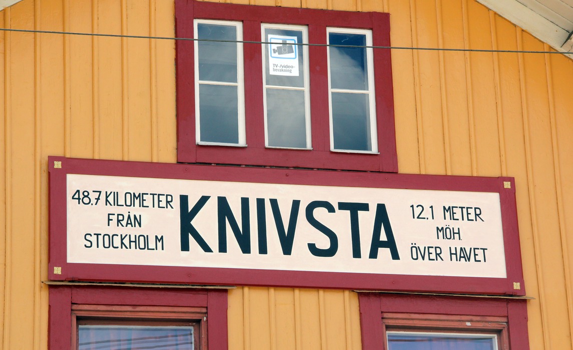 Knivsta station